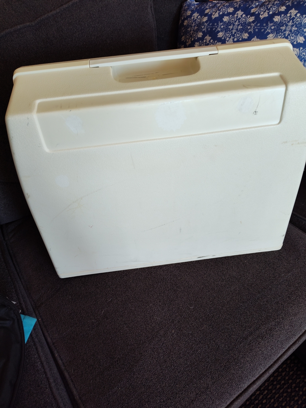 Plastic Sewing Machine Case